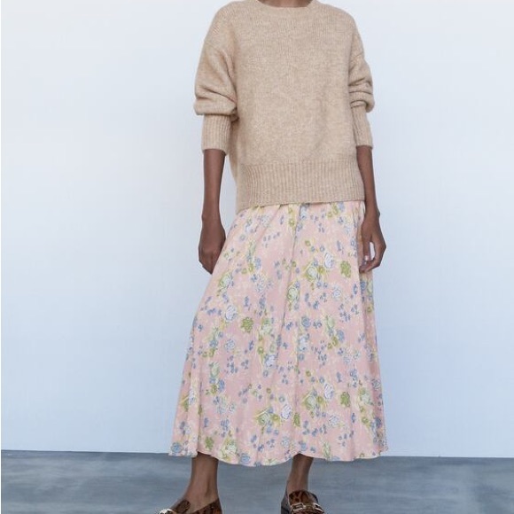 ZARA Soft Touch Knit Sweater TRF in Beige - Picture 5 of 8